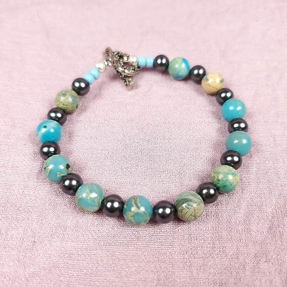 🦋 Turquoise Blue Stone Beaded Bracelet 🦋1/$14~2/$24~3/$30🦋 - Picture 3 of 6